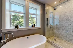 459 E 8th, Boston, MA 02127 - Photo 17