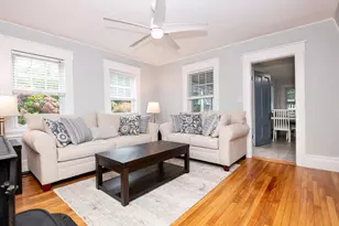 8 Washington St, Stoneham, MA 02180 - Photo 9