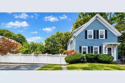 8 Washington Street, Stoneham, MA 02180 - Photo 3
