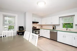 8 Washington St, Stoneham, MA 02180 - Photo 13