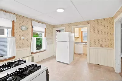 8 Ord St, Salem, MA 01970 - Photo 13