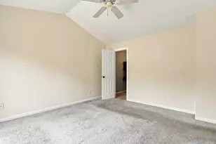 8 Thompson Cir, Plymouth, MA 02360 - Photo 13