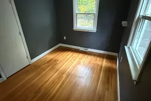 61 N Main St, Bellingham, MA 02019 - Photo 11