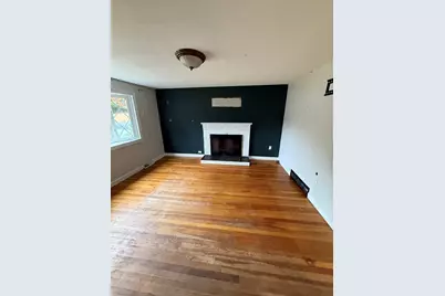 61 N Main St, Bellingham, MA 02019 - Photo 3