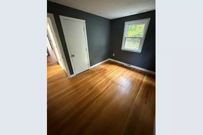 61 N Main St, Bellingham, MA 02019 - Photo 5