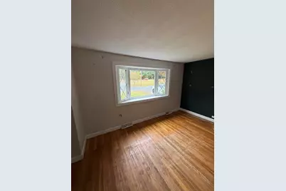 61 N Main St, Bellingham, MA 02019 - Photo 13