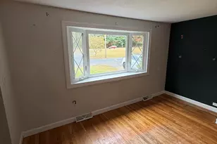 61 N Main St, Bellingham, MA 02019 - Photo 13