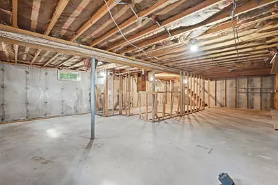 202 Glenoak Dr, Springfield, MA 01129 - Photo 35