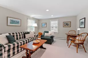 96 Whittemore St, Concord, MA 01742 - Photo 7