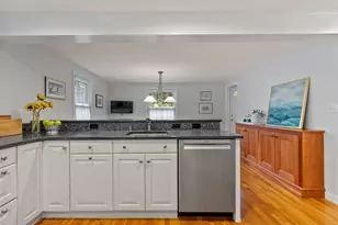 96 Whittemore St, Concord, MA 01742 - Photo 9
