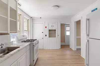 100 Fremont St, Somerville, MA 02145 - Photo 5