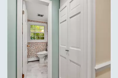 33 Arnold Terrace #33, Marblehead, MA 01945 - Photo 13
