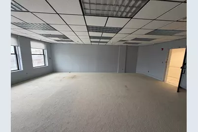 554 Main Street #5, Worcester, MA 01608 - Photo 17