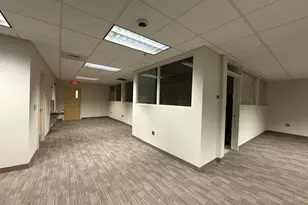 554 Main St, Worcester, MA 01608 - Photo 1
