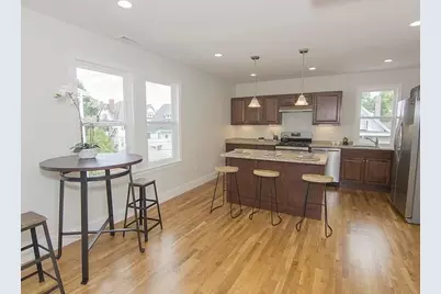 79 Thurston St #2, Somerville, MA 02145 - Photo 5