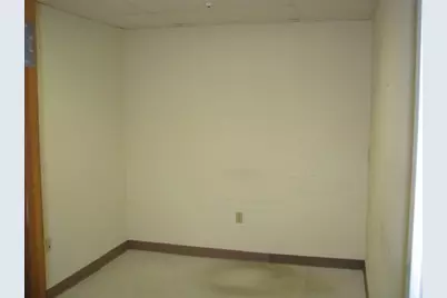 215 West St, Milford, MA 01757 - Photo 15