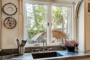 99 Pleasant St, Cambridge, MA 02139 - Photo 11