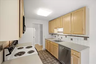 1208 Greendale Ave, Needham, MA 02492 - Photo 15