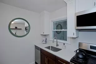 27 E Green St, Easthampton, MA 01027 - Photo 21