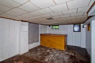 27 E Green St, Easthampton, MA 01027 - Photo 31