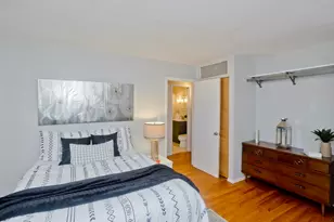 27 E Green St, Easthampton, MA 01027 - Photo 23