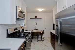 27 E Green St, Easthampton, MA 01027 - Photo 15