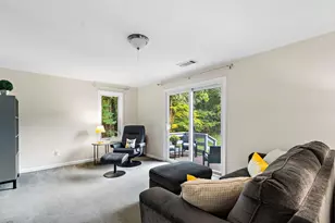 221 Maple Brook Rd, Bellingham, MA 02019 - Photo 11