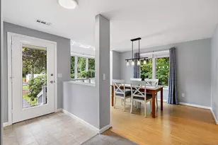 221 Maple Brook Rd, Bellingham, MA 02019 - Photo 5