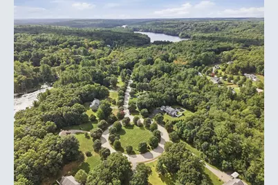 7 Keely Dr, Charlton, MA 01507 - Photo 29