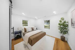 48 Burnett St, Melrose, MA 02176 - Photo 17