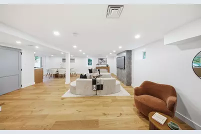 48 Burnett St, Melrose, MA 02176 - Photo 33
