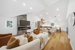 48 Burnett St, Melrose, MA 02176 - Photo 5
