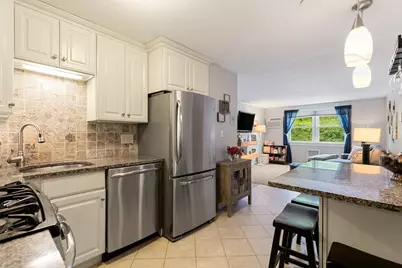 241 Main St #C7, Reading, MA 01867 - Photo 9