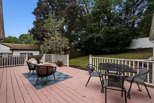 318 Mystic St, Arlington, MA 02474 - Photo 27
