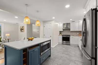 318 Mystic St, Arlington, MA 02474 - Photo 7