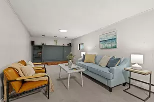 318 Mystic St, Arlington, MA 02474 - Photo 23