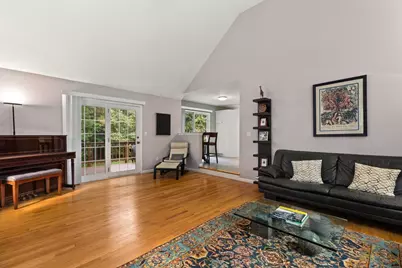 8 Dennison Ct, Stoughton, MA 02072 - Photo 5