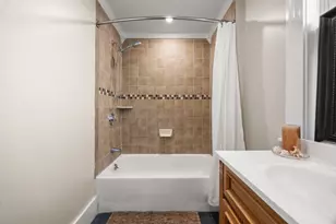 96 School St, Somerville, MA 02143 - Photo 21