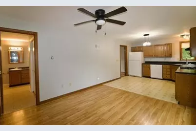21 Pleasant St #B, Merrimac, MA 01860 - Photo 5