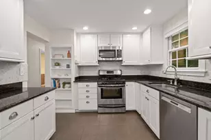 4 Woodmere, Framingham, MA 01701 - Photo 3