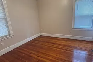 32 Raven St, Boston, MA 02125 - Photo 5