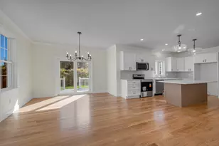 110 Friendship St, Billerica, MA 01821 - Photo 7