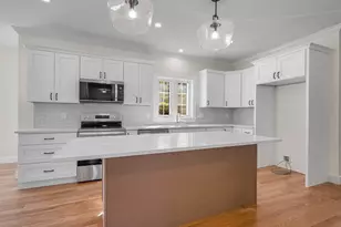 110 Friendship St, Billerica, MA 01821 - Photo 13