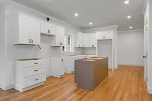 110 Friendship St, Billerica, MA 01821 - Photo 9