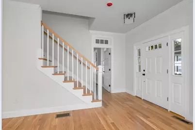 110 Friendship St, Billerica, MA 01821 - Photo 5