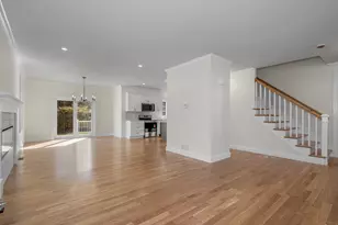 110 Friendship St, Billerica, MA 01821 - Photo 5