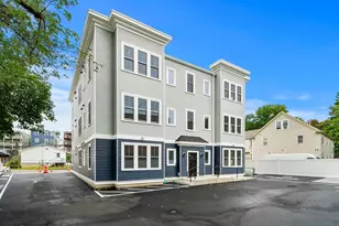 9 Downer Ct, Boston, MA 02122 - Photo 31
