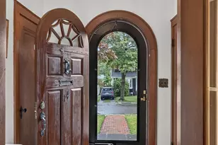 14 Houston St, Boston, MA 02132 - Photo 13