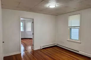 855 Saratoga St, Boston, MA 02151 - Photo 5