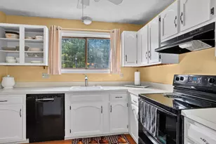 64 Highwood Dr, Franklin, MA 02038 - Photo 11